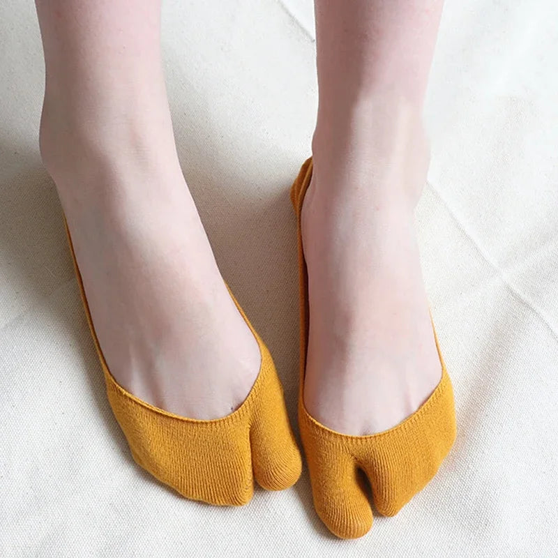 Women Two Finger Socks
