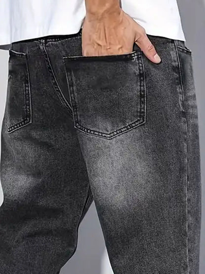 Men's Classic Straight Leg Jeans Regular Fit