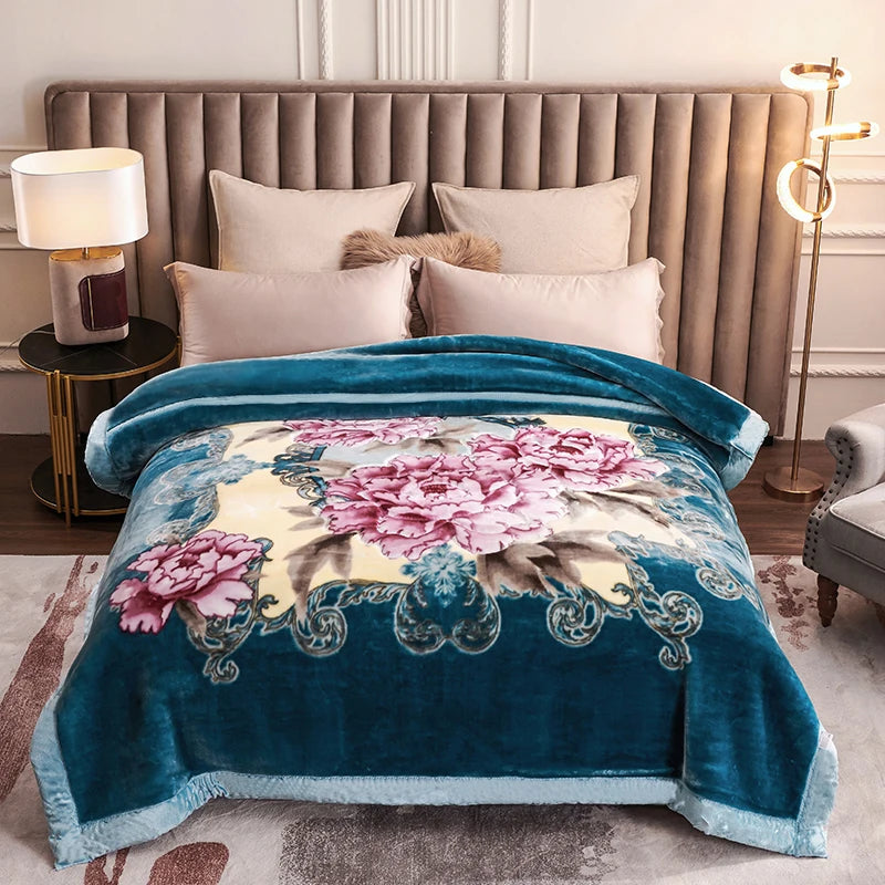 European Style Warm Raschel Blanket Weighted Comforter