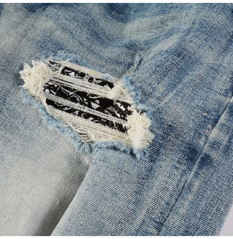 Men Paisley Bandana Print Patch Jeans Skinny