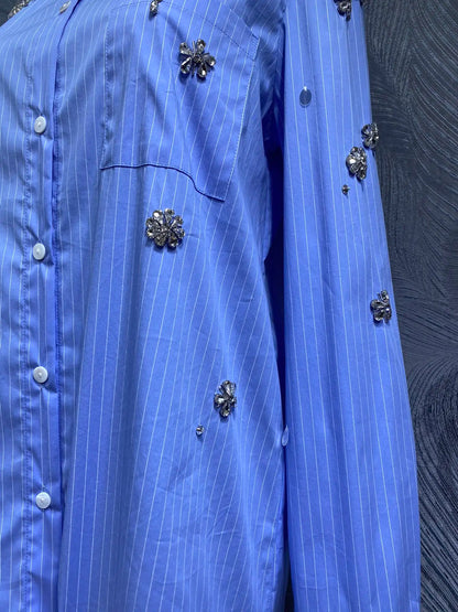 Flower Studded Diamond Lapel Long Sleeved Shirt