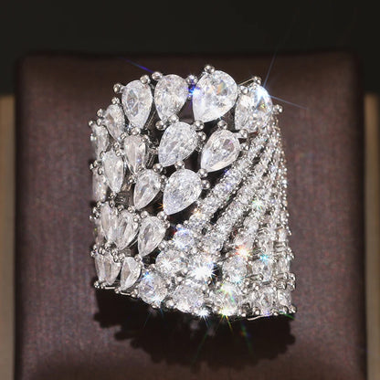 Full Round/Pear Cubic Zirconia Fashion Design Luxury