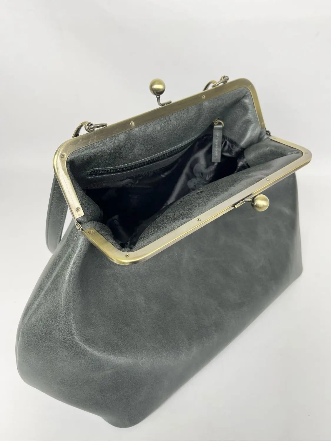 VINTAGE Artificial Leather Bag Natural Kiss-lock Large