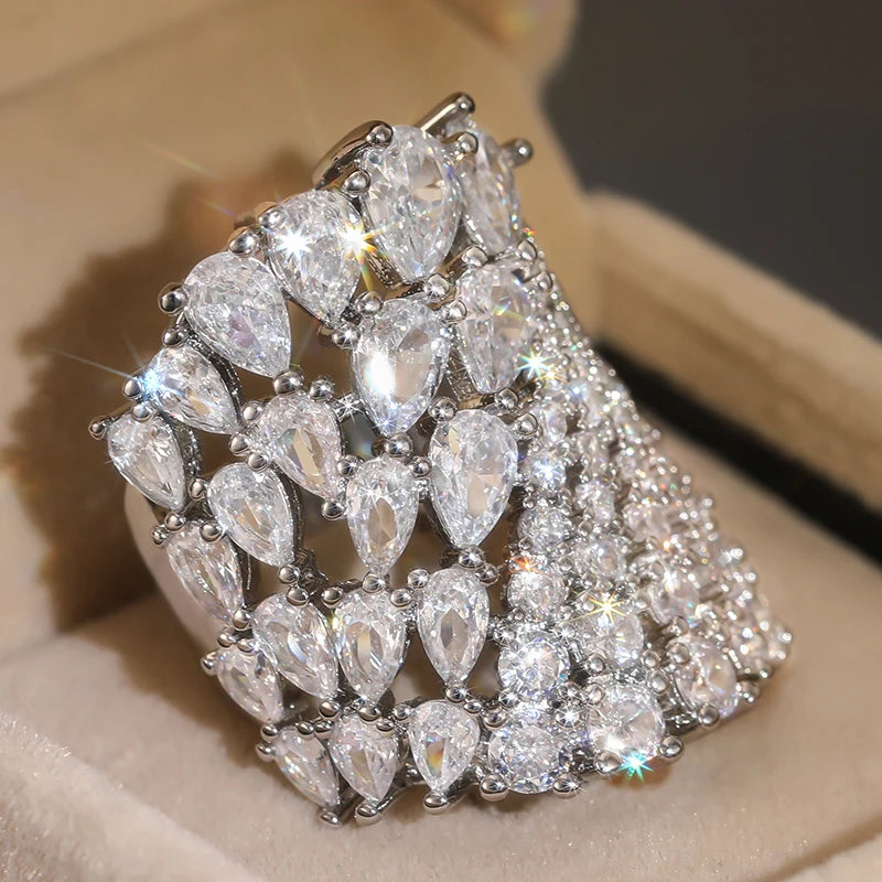 Full Round/Pear Cubic Zirconia Fashion Design Luxury