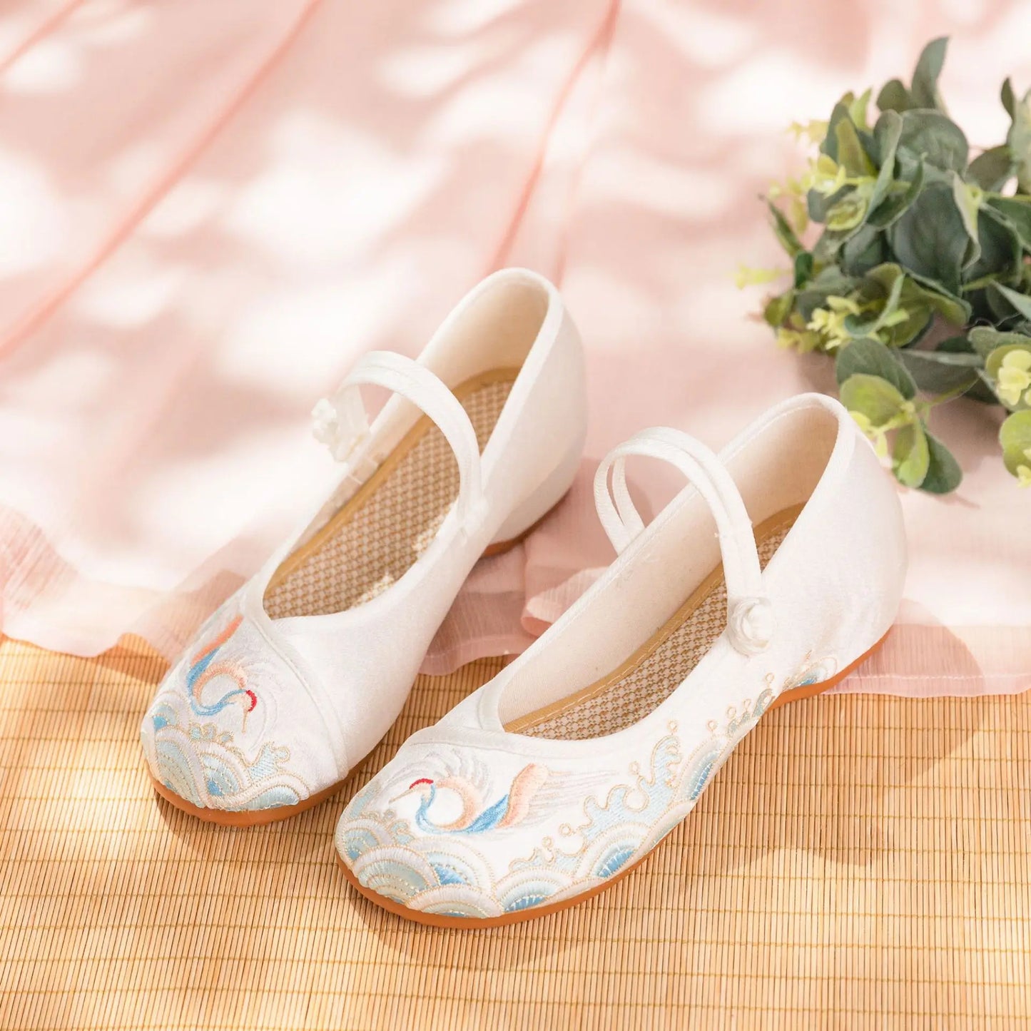 Womens Cloth Shoes Streetwear Embroidery Casual Vintage